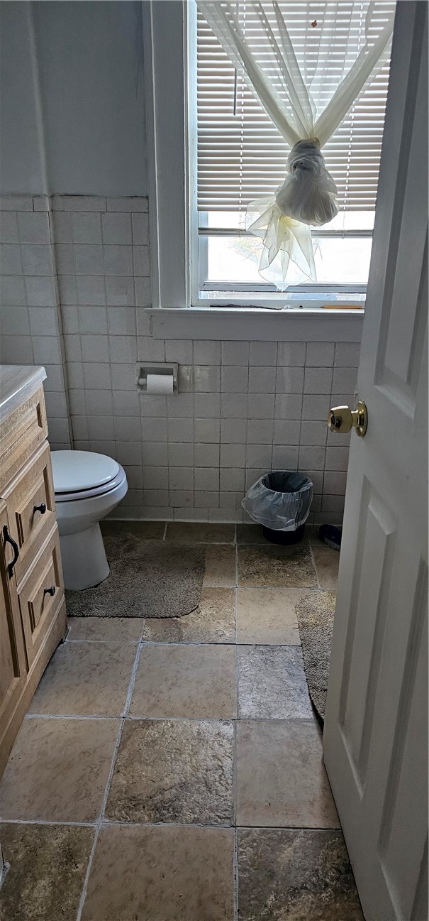 144 Dickinson Street Rochester, NY 14621 - Photo 10 of 27