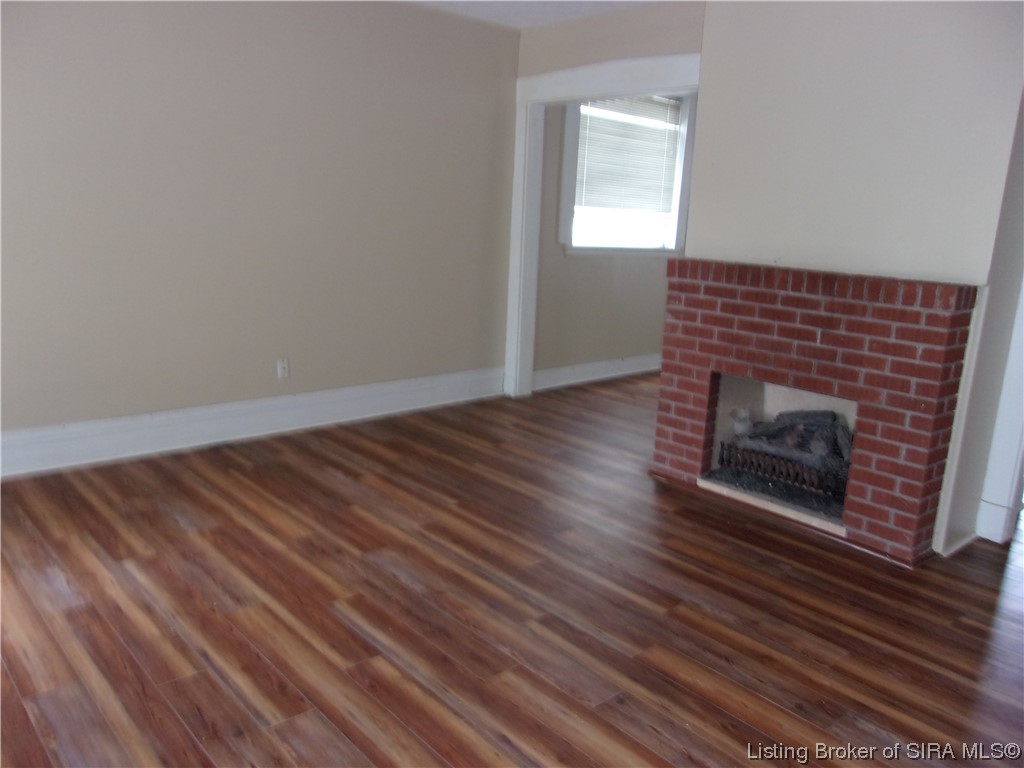 748 West 3rd Street Madison, IN 47250 - Photo 3 of 28 Gallery Image 3