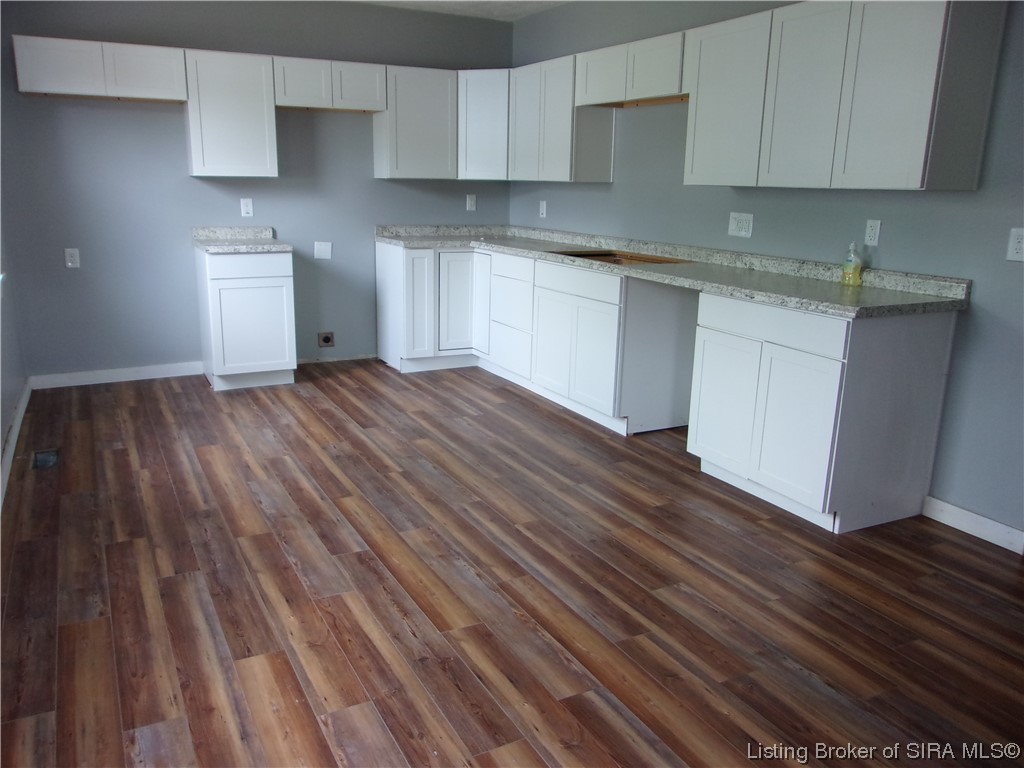 748 West 3rd Street Madison, IN 47250 - Photo 6 of 28 Gallery Image 6