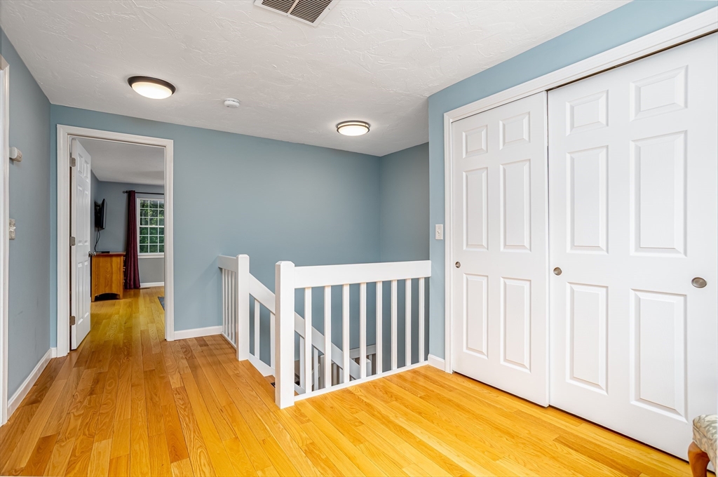 706 Ridgefield Circle, Unit A Clinton, MA 01510 - Photo 16 of 35 Gallery Image 16