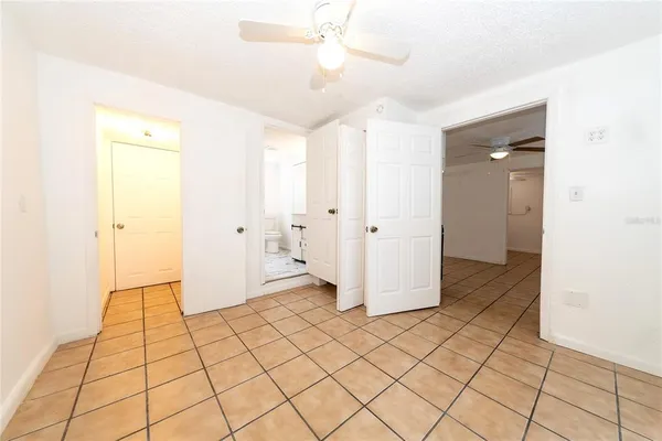 $1,300 | 620 25th Street West, Bradenton, FL 34205