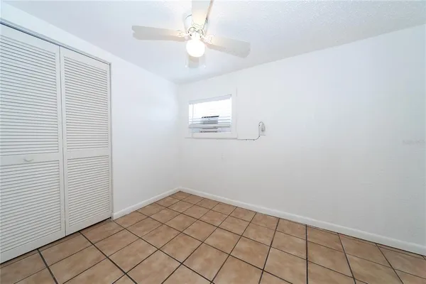 $1,300 | 620 25th Street West, Bradenton, FL 34205