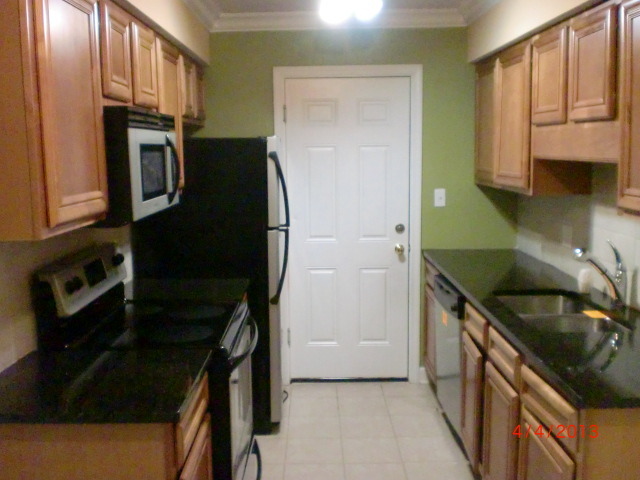 10620 Brooks Lane, Unit C3 Chicago Ridge, IL 60415 - Photo 2 of 8