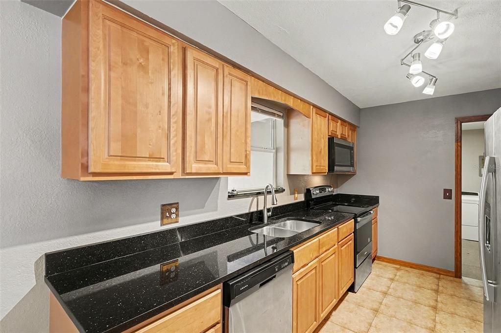 4905 Bridge Road Cocoa, FL 32927 - Photo 9 of 35 Gallery Image 9