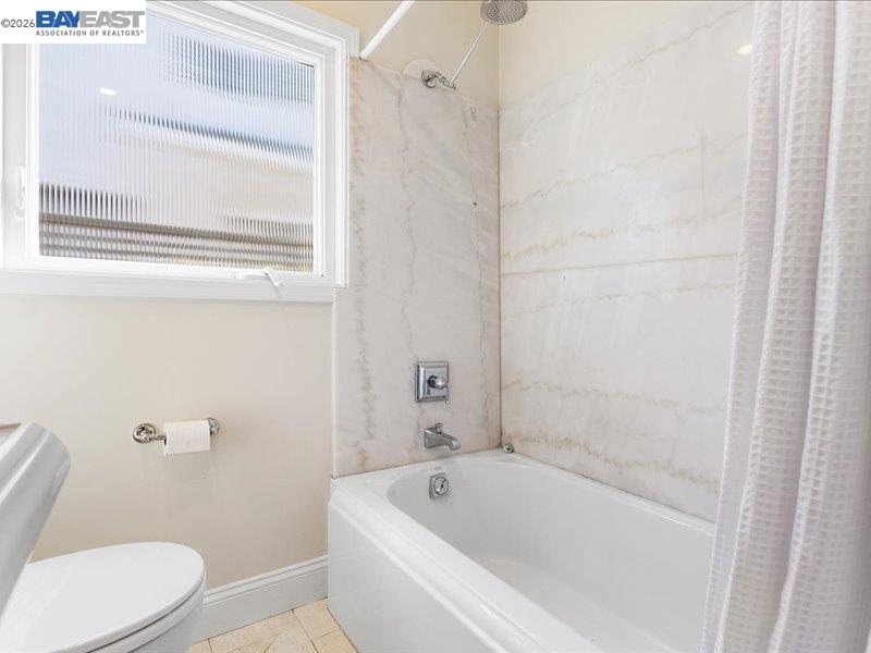 321 Central Avenue Alameda, CA 94501 - Photo 26 of 53