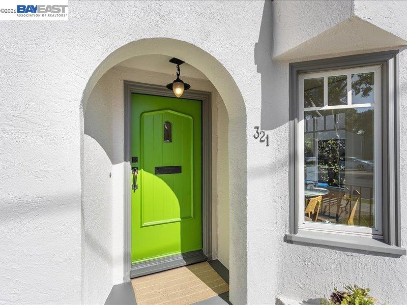 321 Central Avenue Alameda, CA 94501 - Photo 5 of 53
