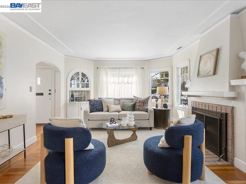 321 Central Avenue Alameda, CA 94501 - Photo 10 of 53