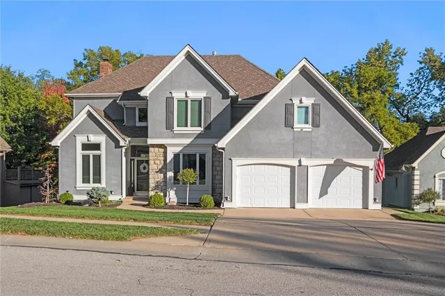 $585,000 | 7808 Northwest Twilight Place, Parkville, MO 64152