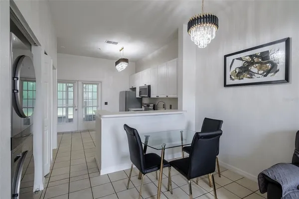 $245,000 | 141 Reserve Circle, Unit 113, Oviedo, FL 32765