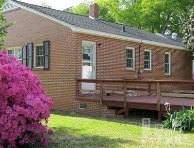 619 South Raleigh Street Wallace, NC 28466 - Photo 3 of 15 Additional Photo