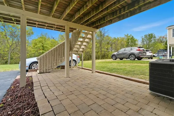 a picture of a floor plan