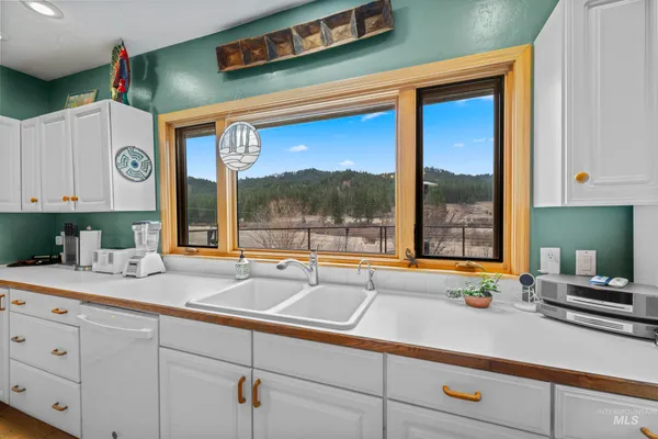 $1,025,000 | 69 River Ranch Road, Garden Valley, ID 83622