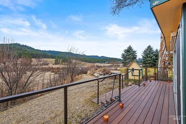 $1,025,000 | 69 River Ranch Road, Garden Valley, ID 83622
