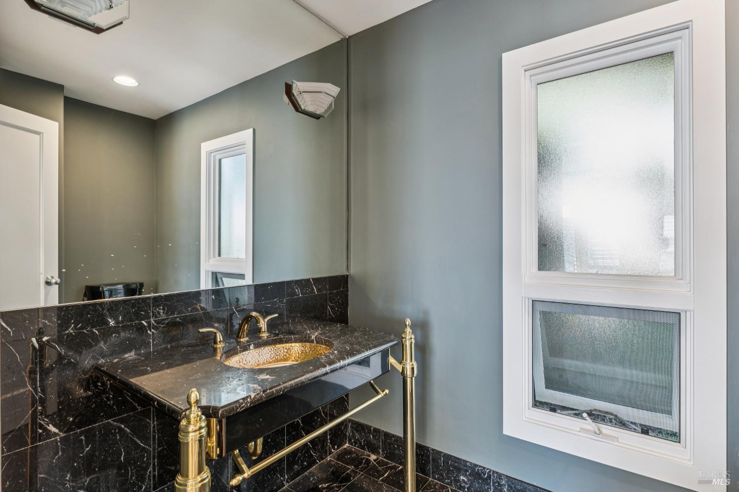 95 Spring Lane Tiburon, CA 94920 - Photo 25 of 60