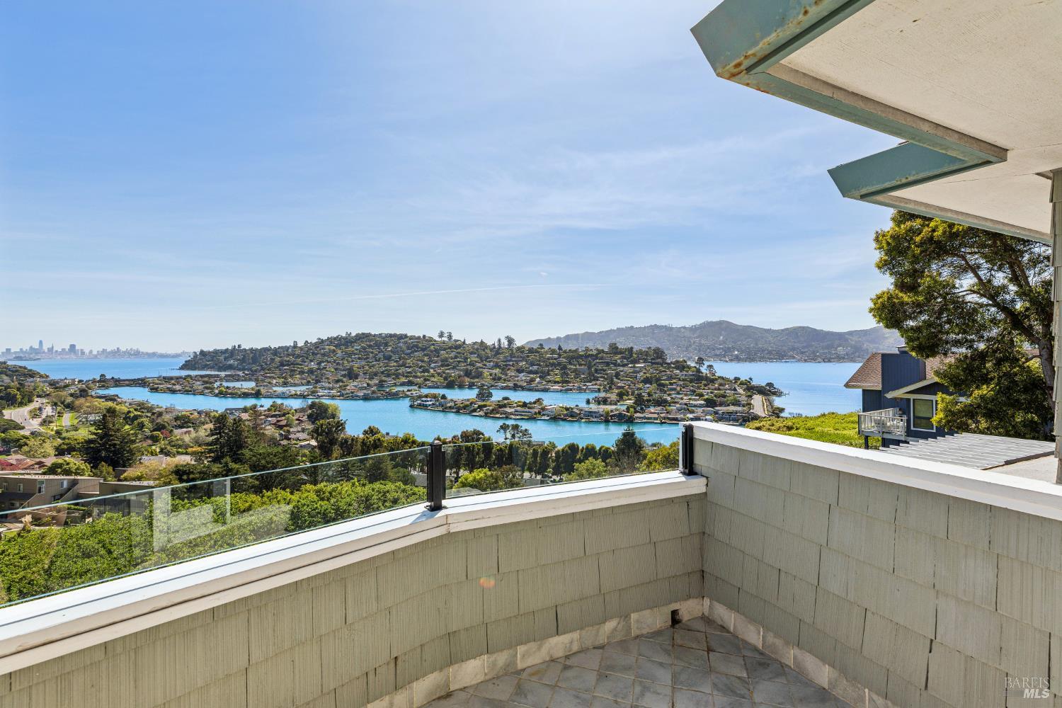 95 Spring Lane Tiburon, CA 94920 - Photo 30 of 60