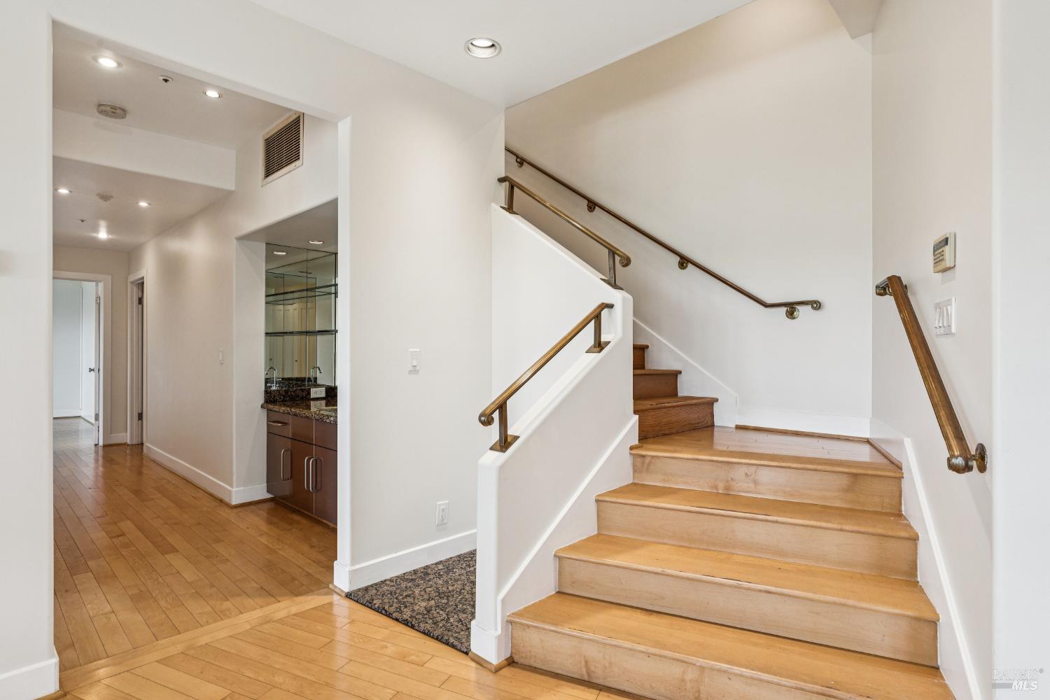 95 Spring Lane Tiburon, CA 94920 - Photo 33 of 60