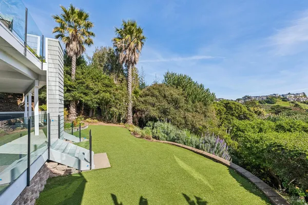 $18,000 | 95 Spring Lane, Tiburon, CA 94920