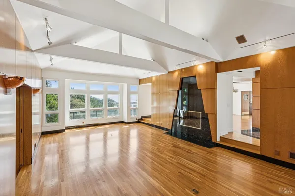 $18,000 | 95 Spring Lane, Tiburon, CA 94920