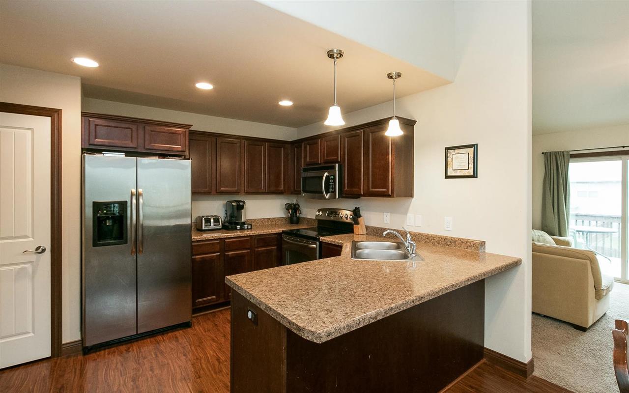 100 North Park Ridge Road North Liberty, IA 52317 - Photo 3 of 10 Gallery Image 3