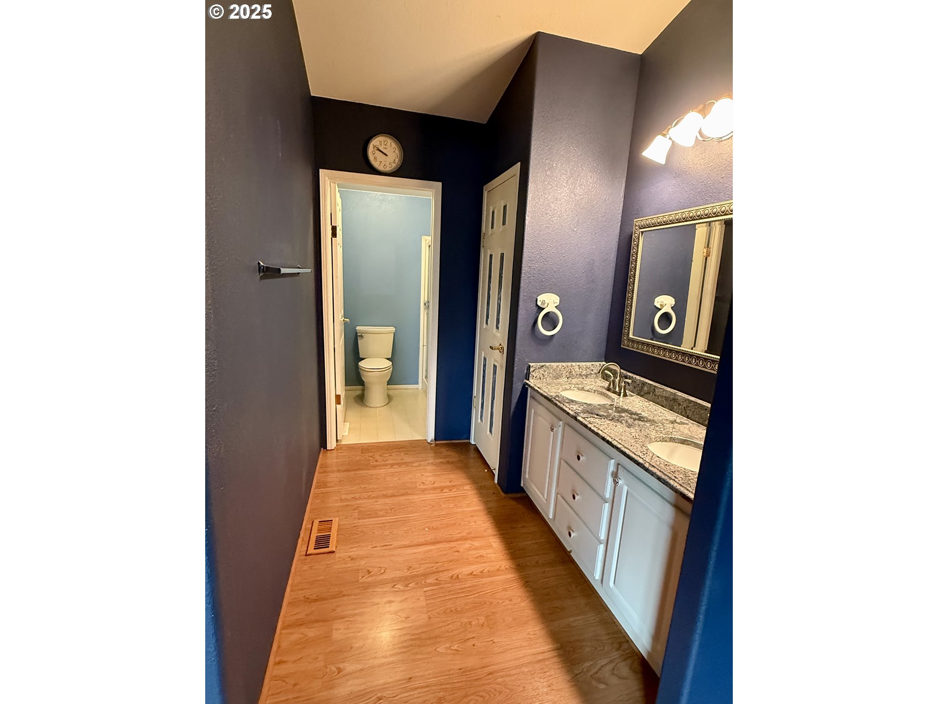 Undisclosed Address Canyonville, OR 97417 - Photo 11 of 24 a en suite bathroom with a sink and a large mirror