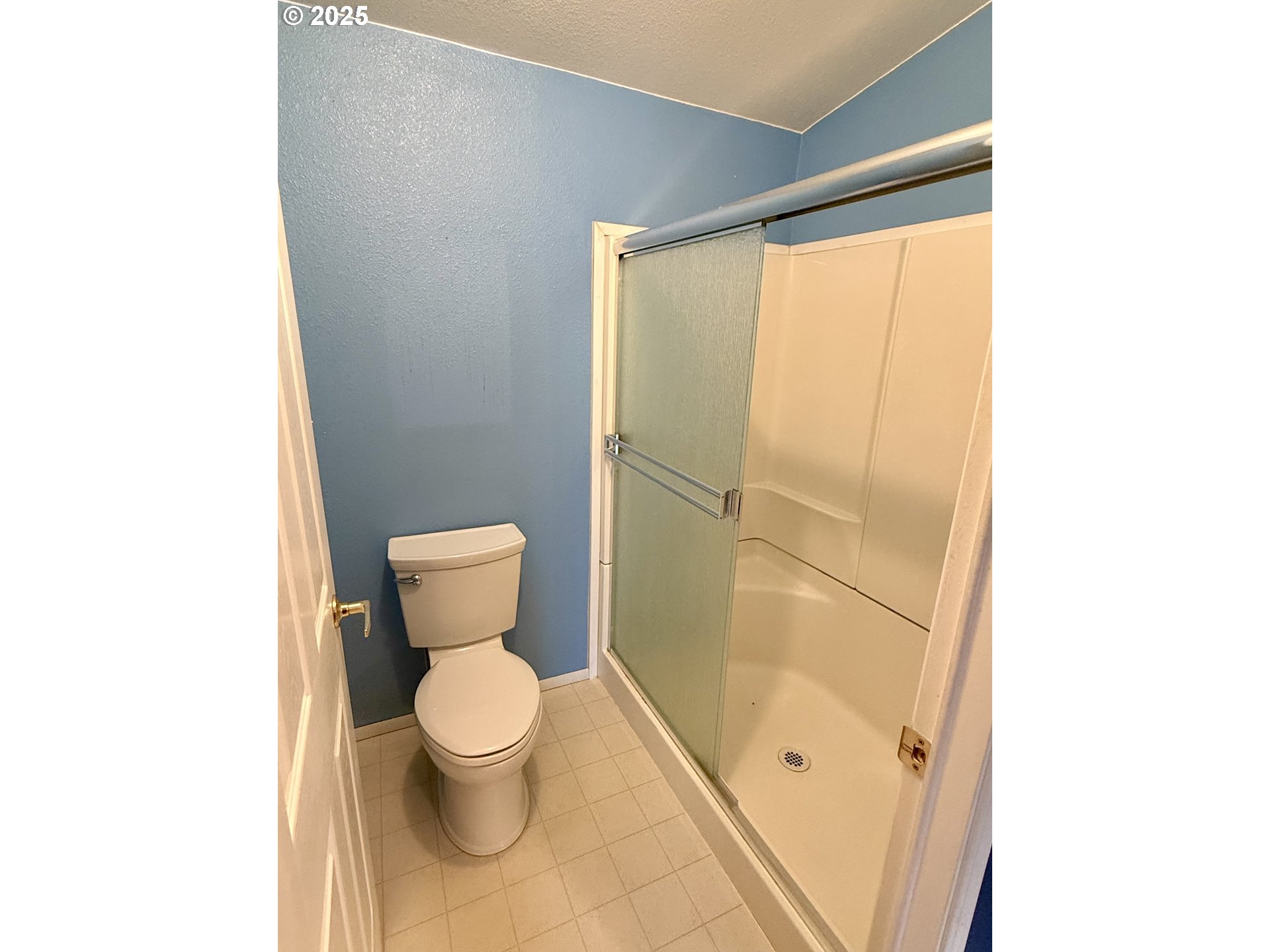 Undisclosed Address Canyonville, OR 97417 - Photo 10 of 24 a bathroom with a toilet and a shower