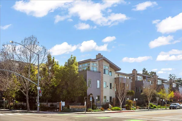 $1,748,000 | 5100 El Camino Real, Unit 108, Los Altos, CA 94022