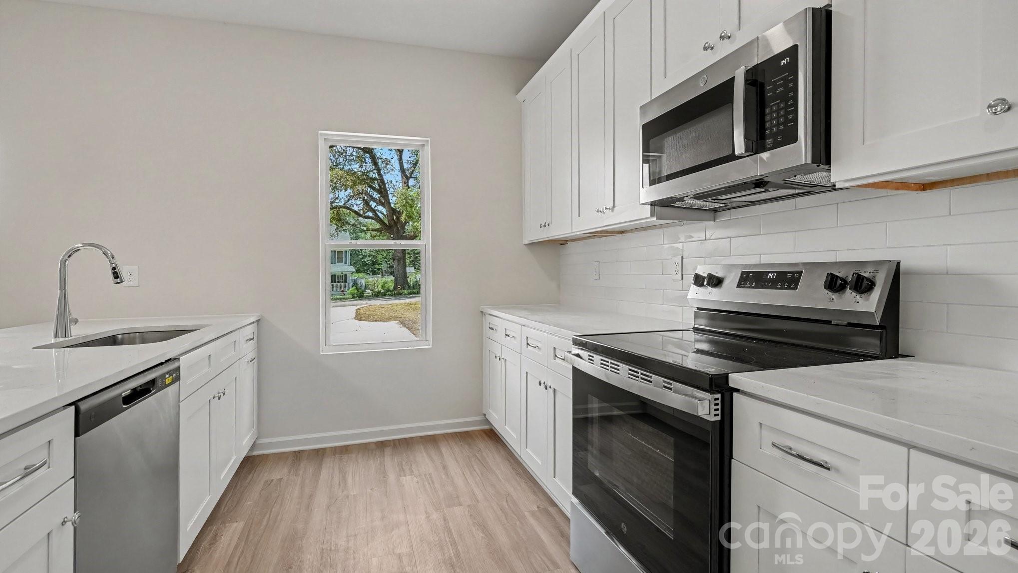 113 Little John Road Statesville, NC 28625 - Photo 6 of 16 Gallery Image 6