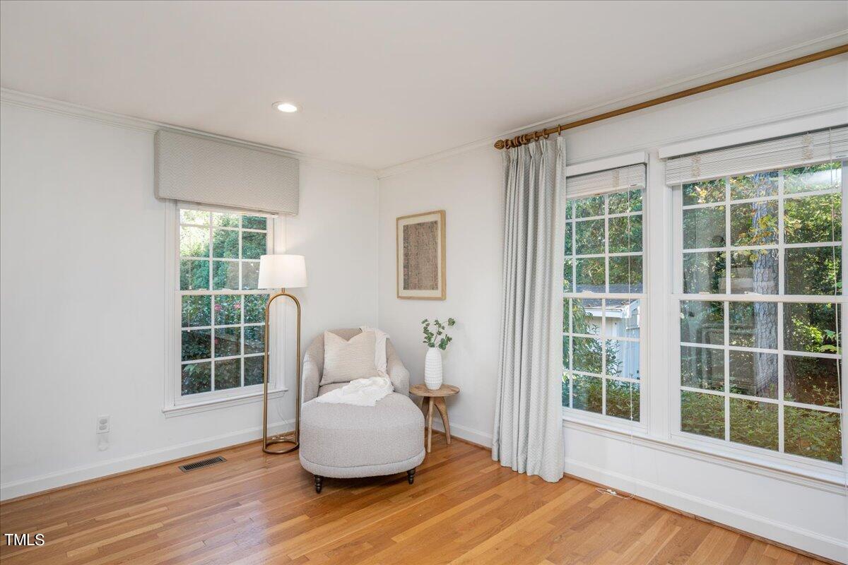 821 Macon Place Raleigh, NC 27609 - Photo 12 of 32