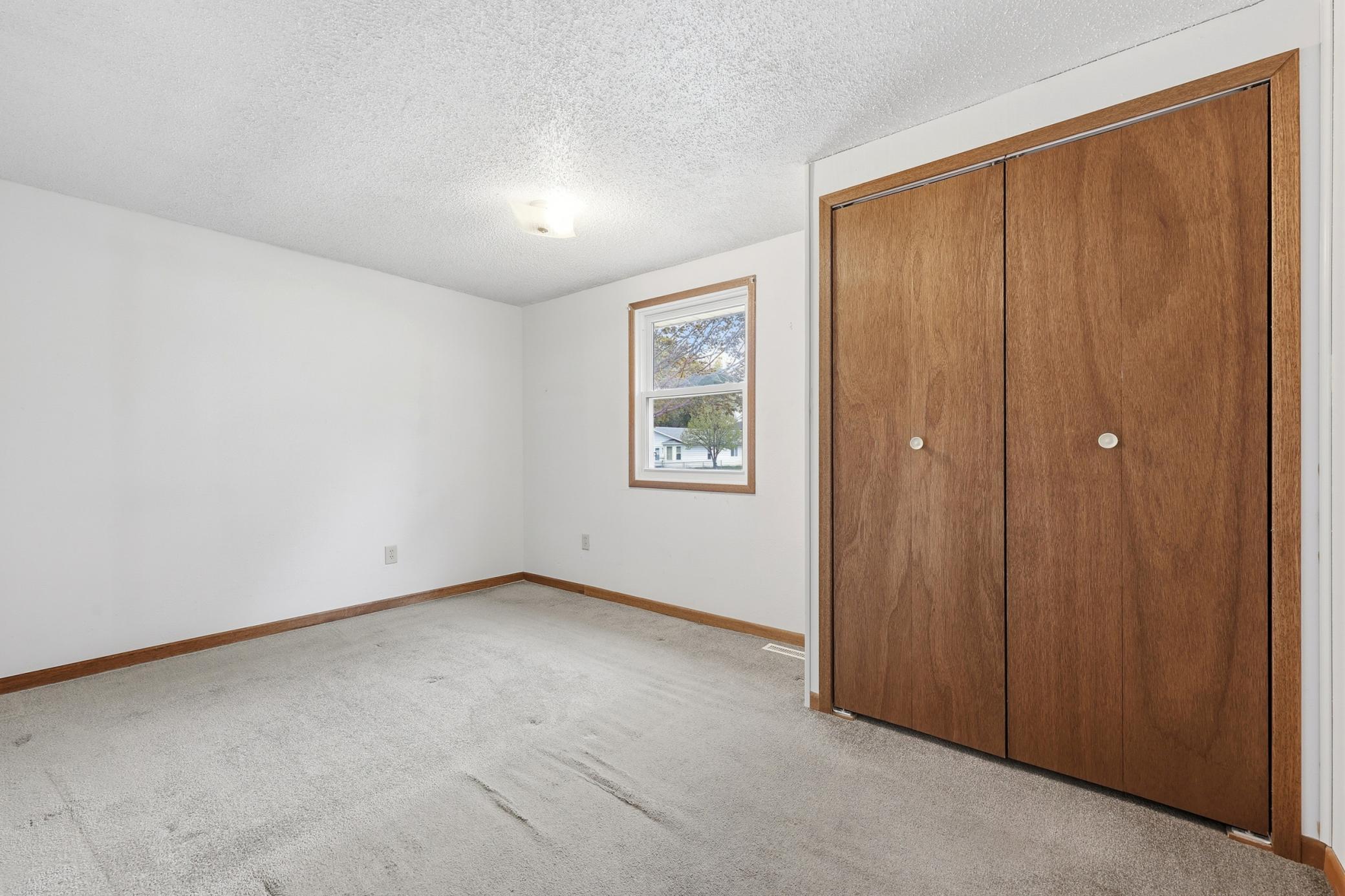 621 19th Street North Moorhead, MN 56560 - Photo 19 of 41