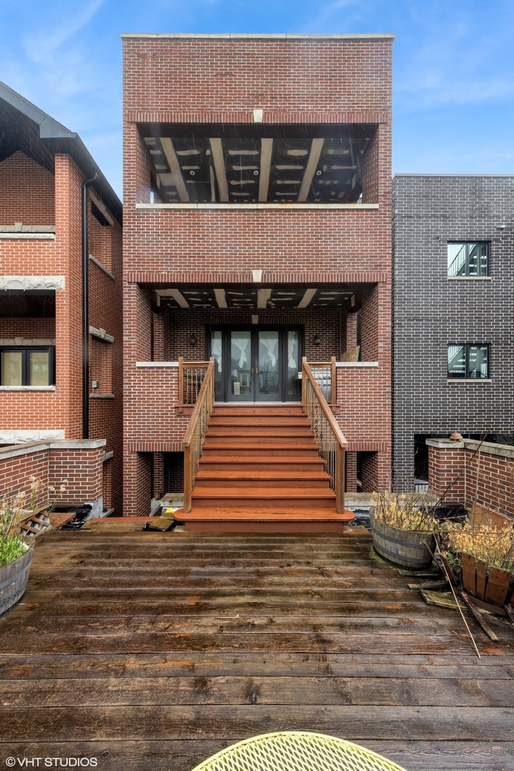 4022 North California Avenue Chicago, IL 60618 - Photo 5 of 11