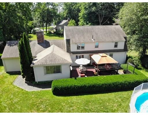 153 Bretton Road West Springfield, MA 01089 - Photo 4 of 42 Gallery Image 4
