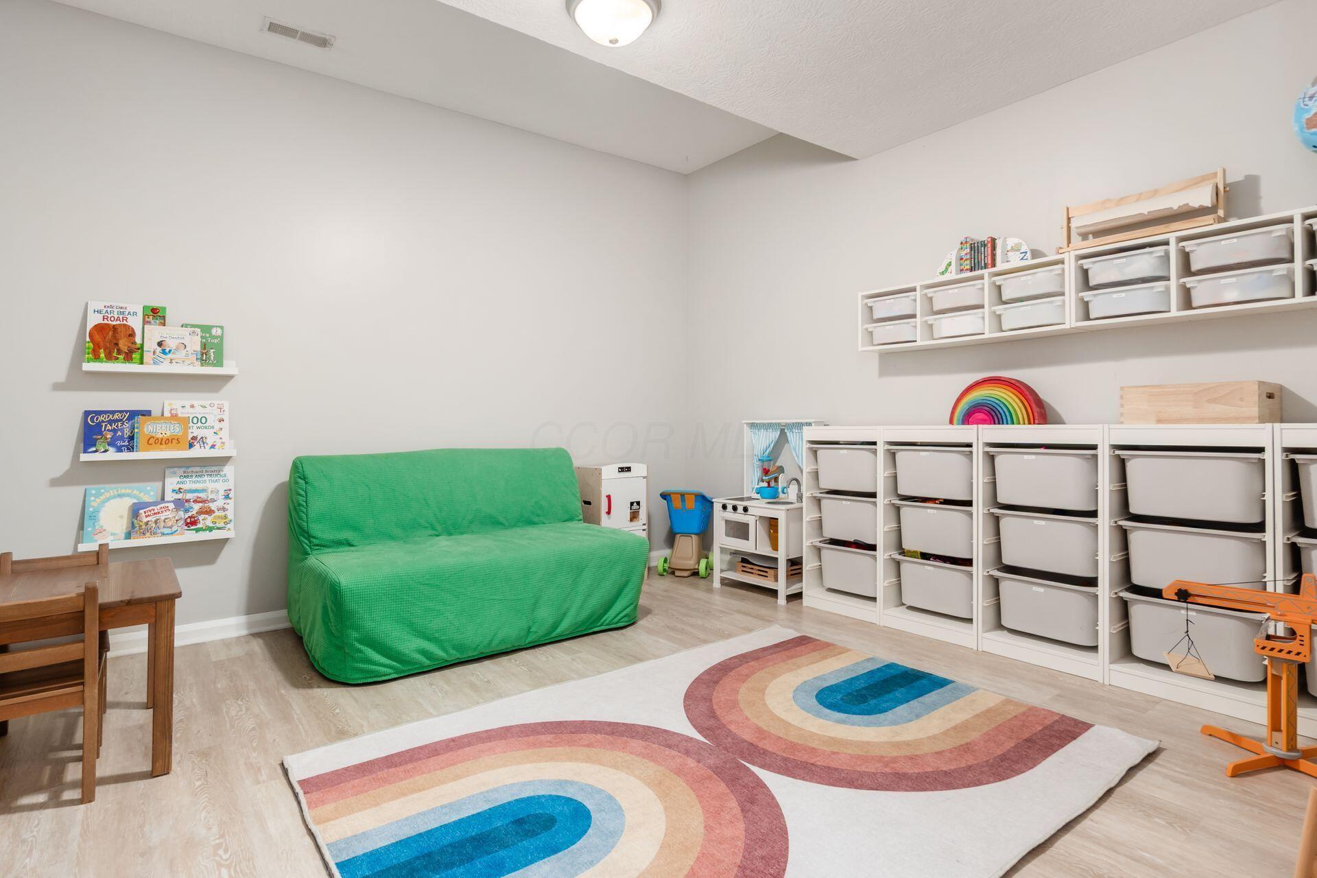7089 Cooper Road Columbus, OH 43231 - Photo 43 of 52