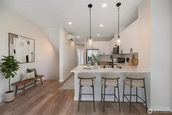 $3,350 | 16503 13th Avenue West, Unit A3, Lynnwood, WA 98037