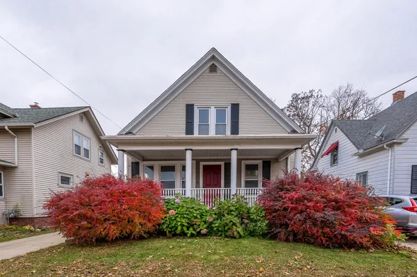 $254,900 | 540 Hayes Avenue, Racine, WI 53405