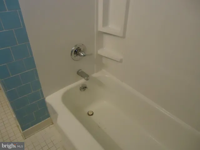 $1,800 | 1444 Barrett Road, Woodlawn, MD 21207