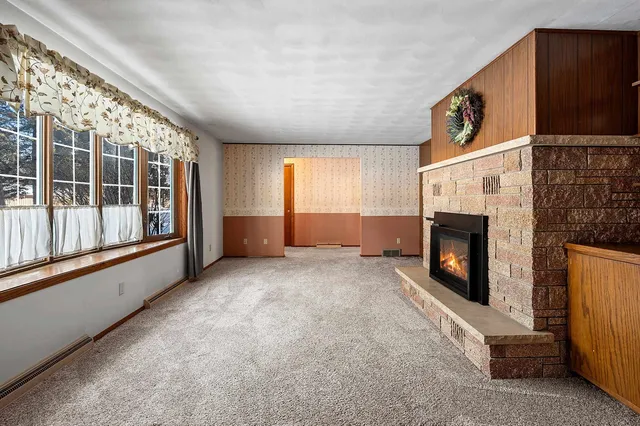 $340,000 | W6515 Greenville Drive, Greenville, WI 54942