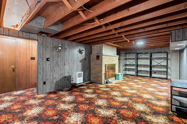 $340,000 | W6515 Greenville Drive, Greenville, WI 54942