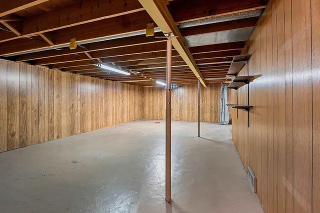 $340,000 | W6515 Greenville Drive, Greenville, WI 54942