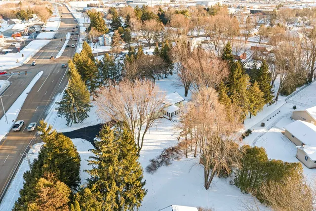 $340,000 | W6515 Greenville Drive, Greenville, WI 54942