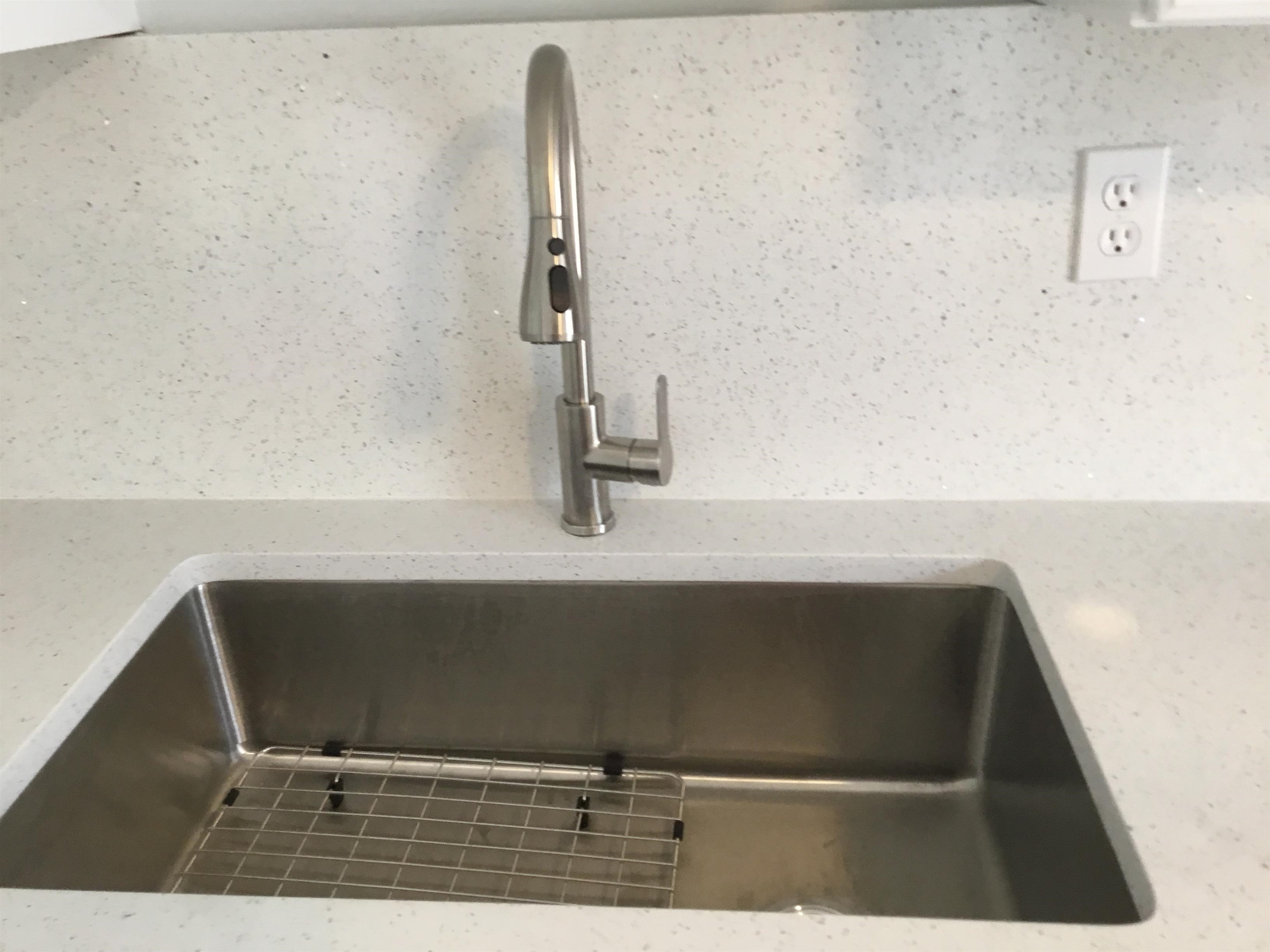 90 Union Avenue, Unit 2 Little Ferry, NJ 07643 - Photo 8 of 25
