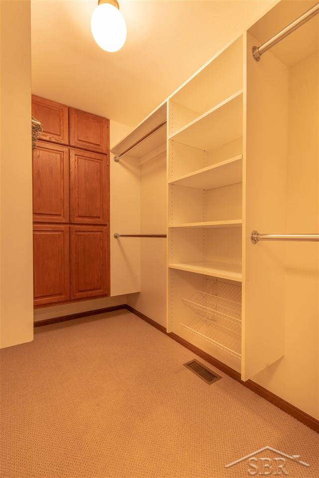 1644 Delta Road Bay City, MI 48706 - Photo 10 of 28 31363253-9.JPG