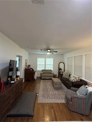 $1,750 | 1300 Antone Street, Bryan, TX 77803