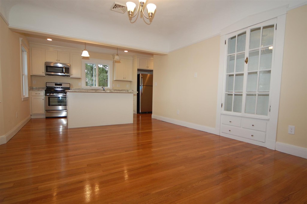 14 Field Road, Unit 1 Arlington, MA 02476 - Photo 5 of 15 Gallery Image 5