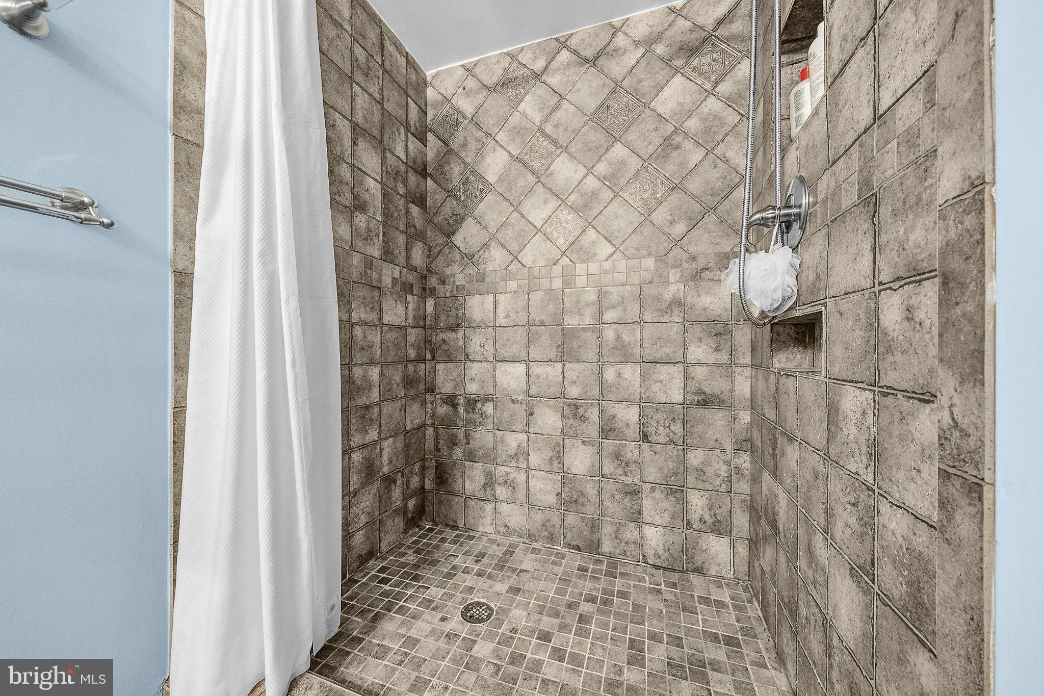 1962 Dundee Road Rockville, MD 20850 - Photo 35 of 47 Gallery Image 35