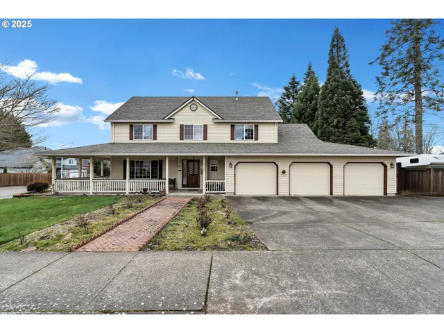 $699,995 | 2795 Northeast Lorie Drive, Hillsboro, OR 97124