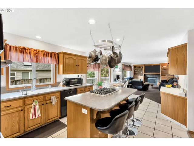 $699,995 | 2795 Northeast Lorie Drive, Hillsboro, OR 97124