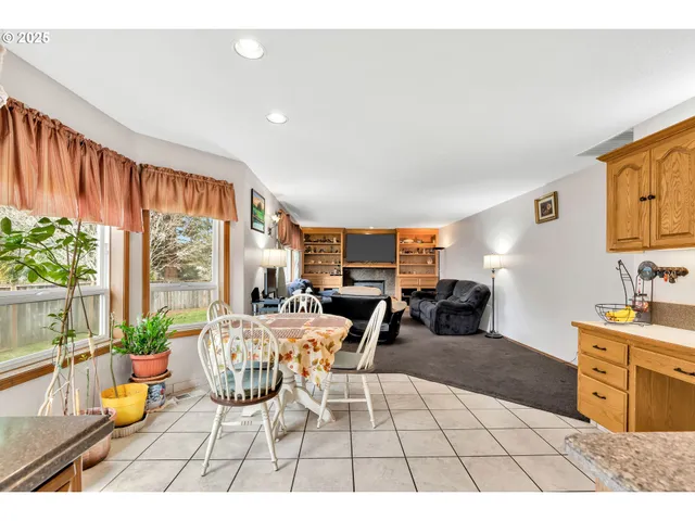 $699,995 | 2795 Northeast Lorie Drive, Hillsboro, OR 97124