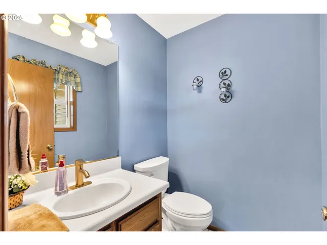 $699,995 | 2795 Northeast Lorie Drive, Hillsboro, OR 97124