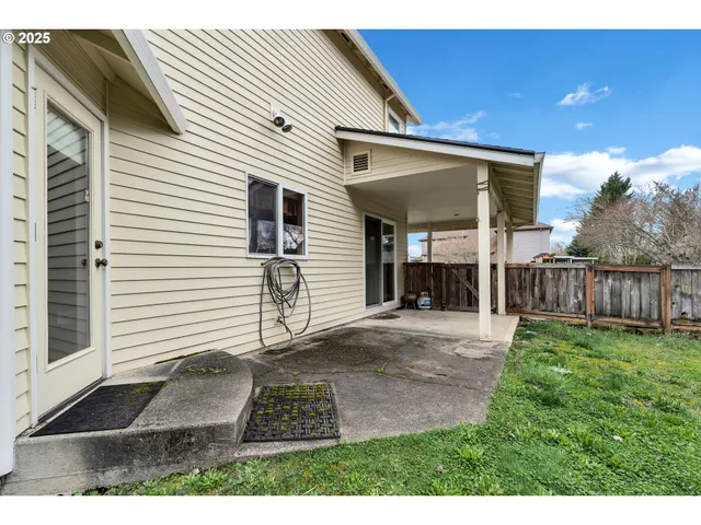 $699,995 | 2795 Northeast Lorie Drive, Hillsboro, OR 97124