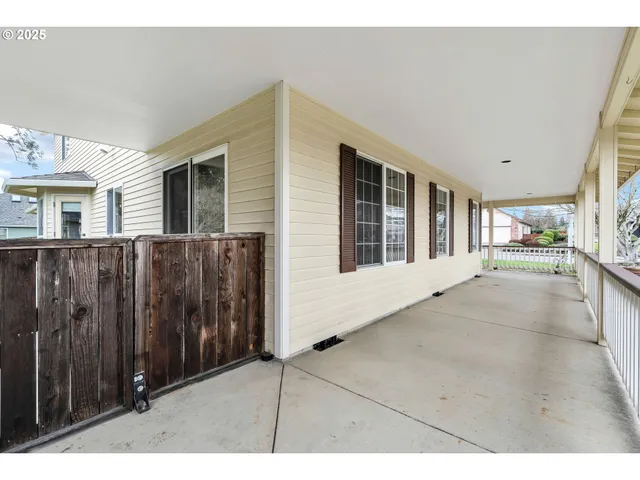 $699,995 | 2795 Northeast Lorie Drive, Hillsboro, OR 97124